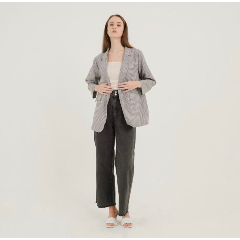 Blazer This is April
