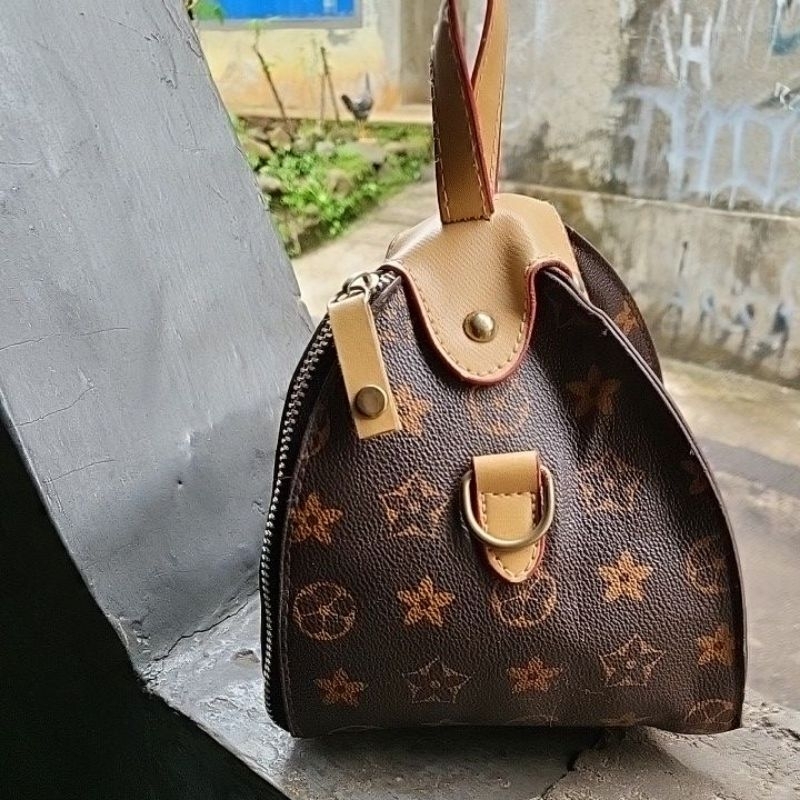 PRELOVED TAS PESTA / Hand bag ala Elvi mini