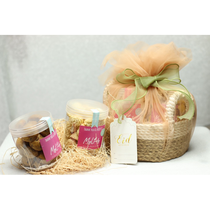 

Hampers murah Hampers kue kering 2 toples ukuran jar 600ml