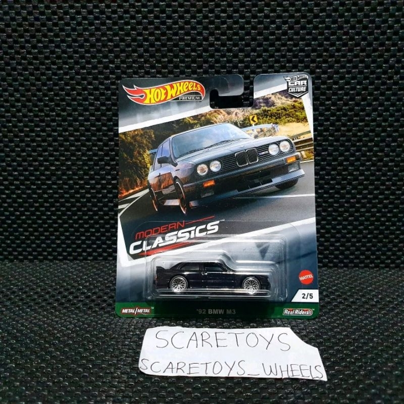 Hot Wheels modern classics 92 BMW m3 hitam modern classics