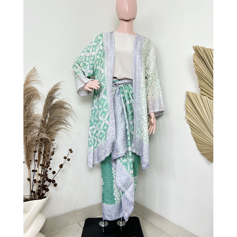 setelan outer rok lilit batik