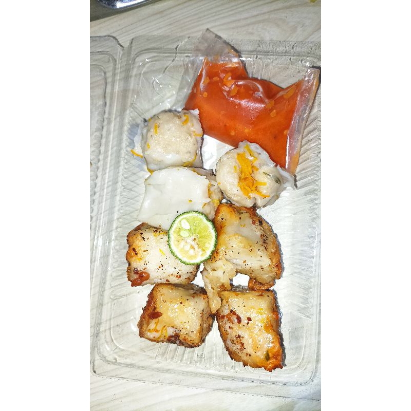 

dimsum teh dewi isi 10 harga 22k