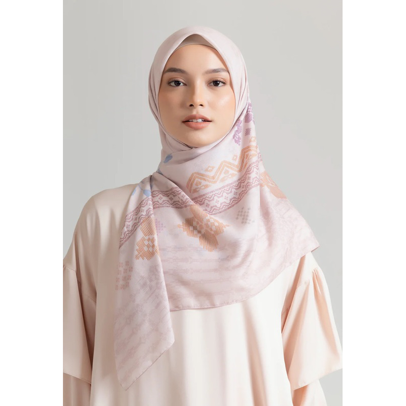 ARAIA SCARF - RIA MIRANDA