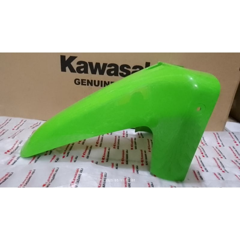 Spakbor depan blitz E R Joy VR hijau 777