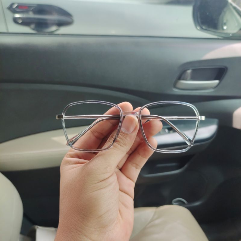 0KACAMATA BLUECROMIC  8829 // KACAMATA ANTI RADIASI // KACAMATA WANITA // KACAMATA MINUS // KACAMATA KEKINIAN//