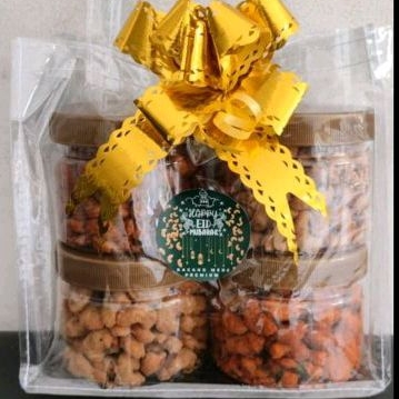 

Hampers Kacang Mede Matang