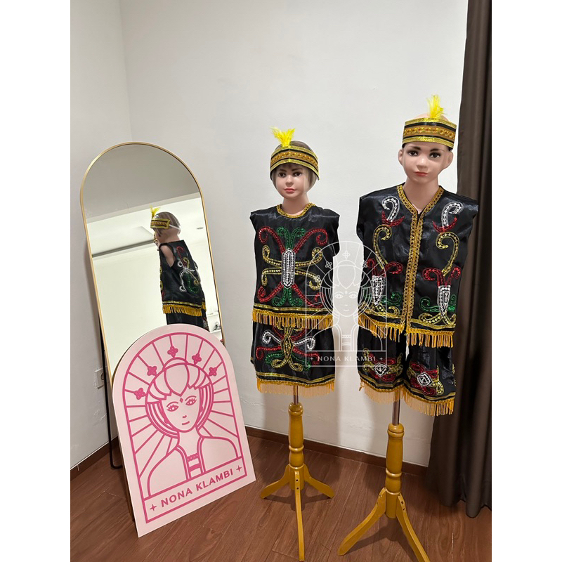 Baju Adat Anak Dayak / Kalimantan Timur