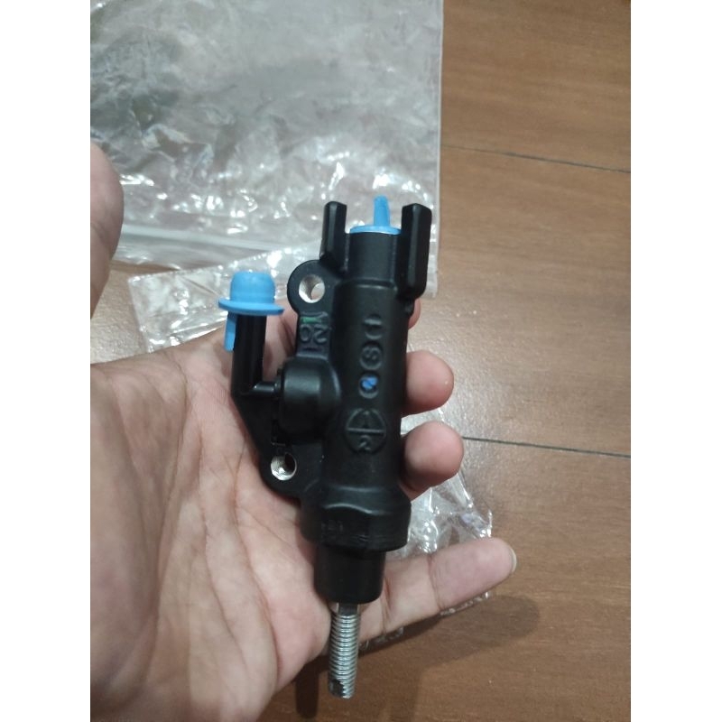 Master Rem Belakang Brembo