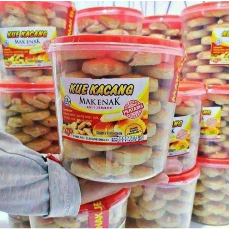 

Kue kacang Mak Enak