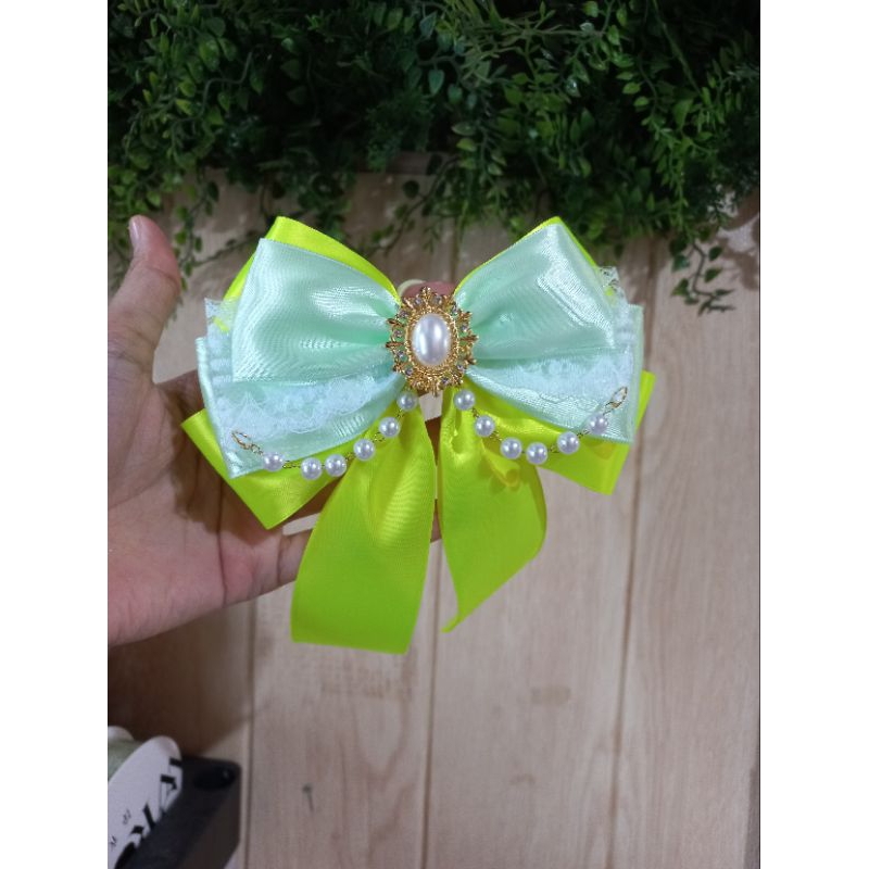 pita lightstick // pita brooch korea aplikasi dekorasi