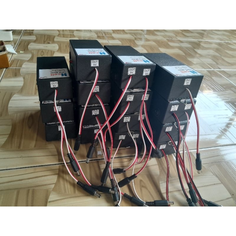 ups mini plus batrei in 12v, 24v out 5v,9v,12v dan 24v 2 amper cocok untuk htb,cctv,router,mikrotik