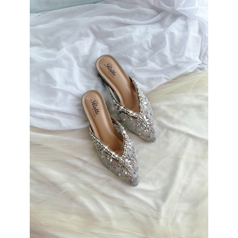 Termurah!!! COD Heels 3cm brukat payet mewah Farsya putih / wedding shoes putih / sepatu pengantin / sepatu tunangan / sepatu wisuda / sepatu hak tahu