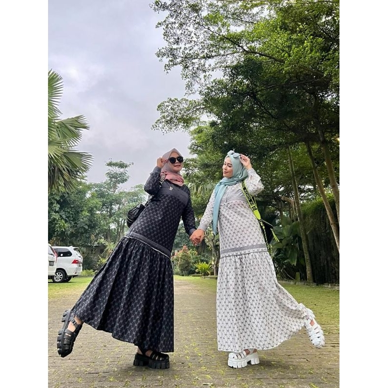 DRESS PRINTING JOURNEY SCARVES