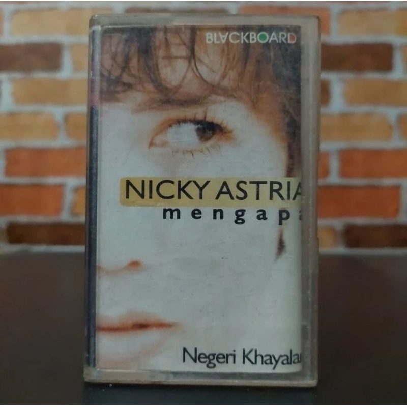 Kaset Pita Nicky Astria-Mengapa