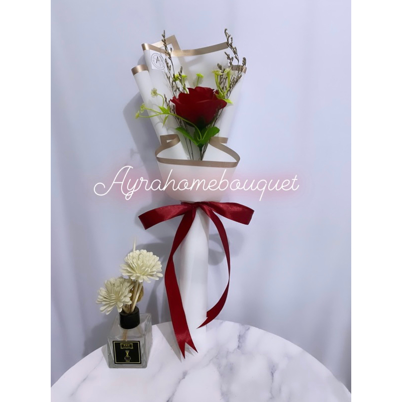 [SINGLE ROSE] Bucket Buket Bunga Mawar Artificial Palsu Plastik Mini Kecil Hadiah Wisuda Valentine Ulang Tahun Murah