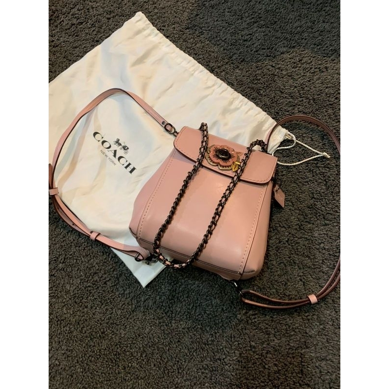 Coach convertibel pink backpack/shoulder /slingbag 16 Preloved