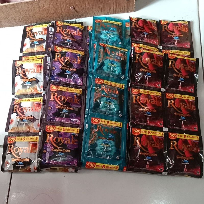 royale pewangi pakaian (24 sachet)