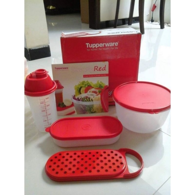 Tupperware SimplyRed 1 Set