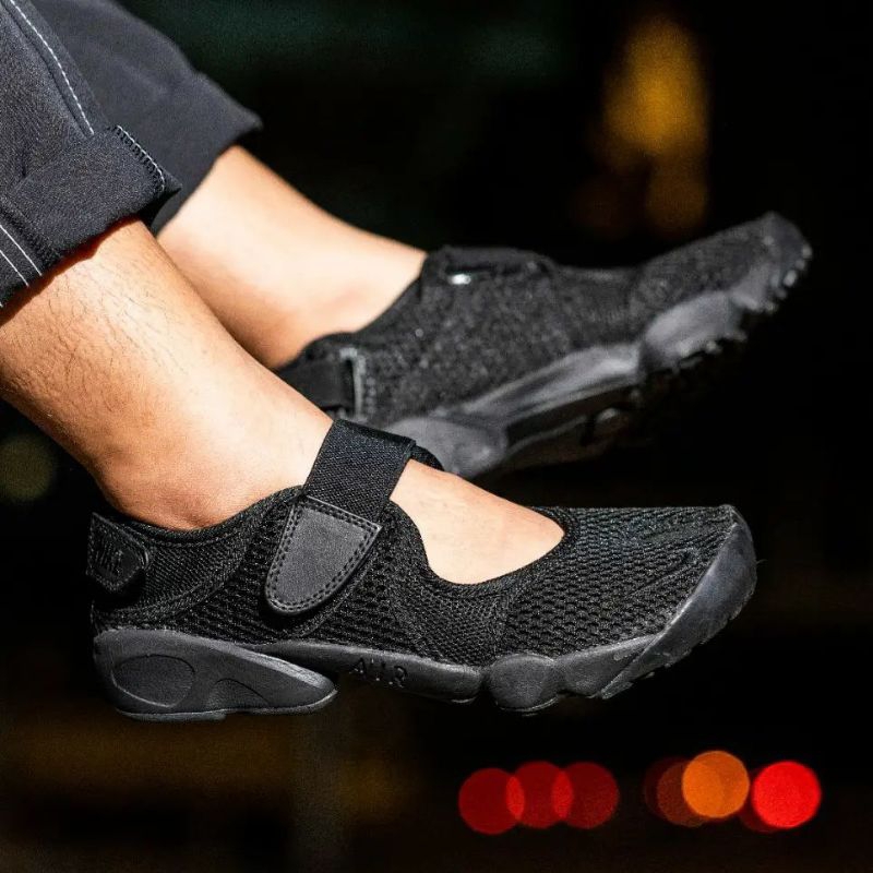 Sale Termurah!!! Sepatu Sandal Nike Air Rift Triple Black Original