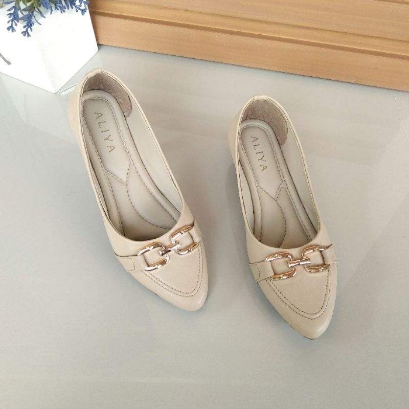 Aliyashoes Sepatu Flat Wanita Julia