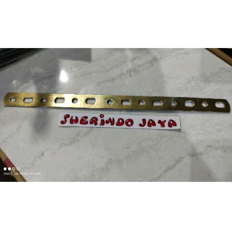 Besi plat lubang panjang 30cm TIPIS