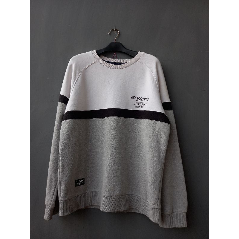 CREWNECK DISCOVERY MIX ABU PUTIH HITAM