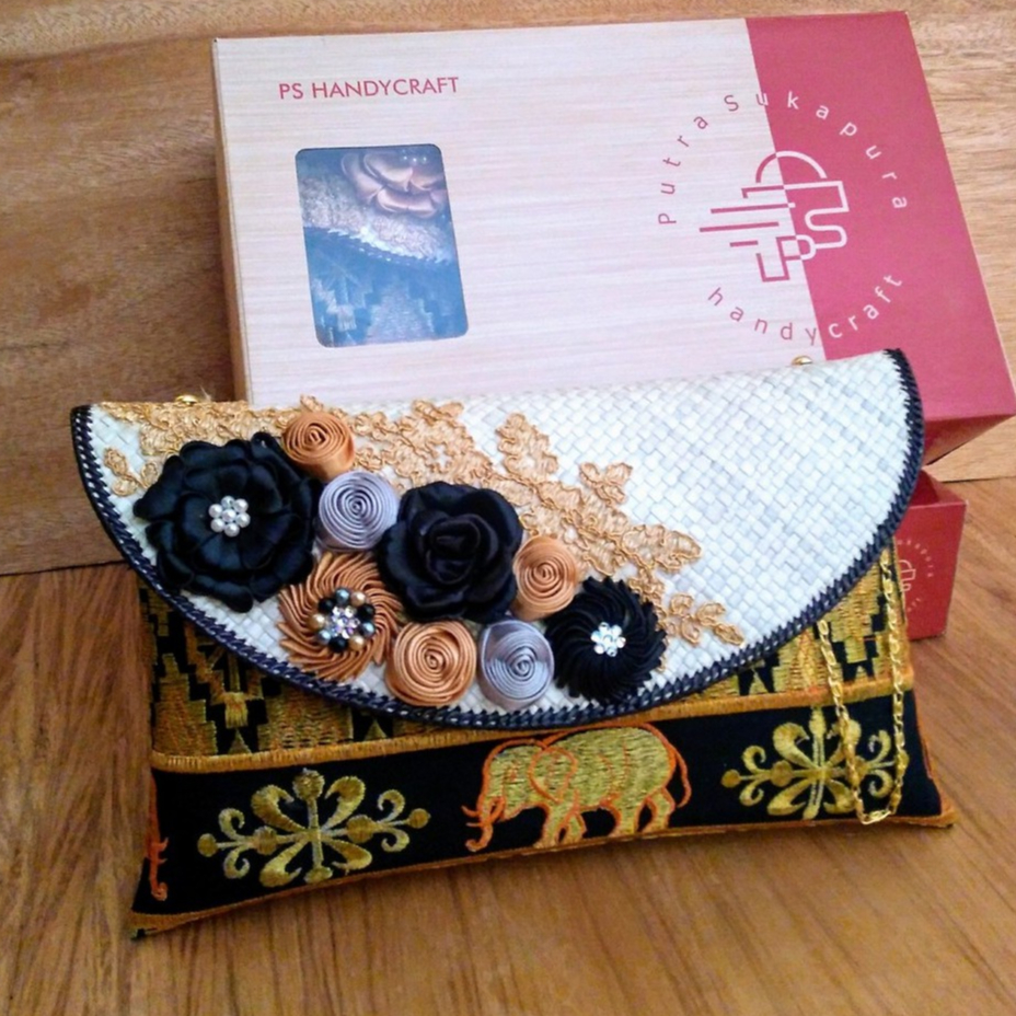 Putra Sukapura Handycraft Clutch Pesata Tas Wanita Fashion Tapis Bordir