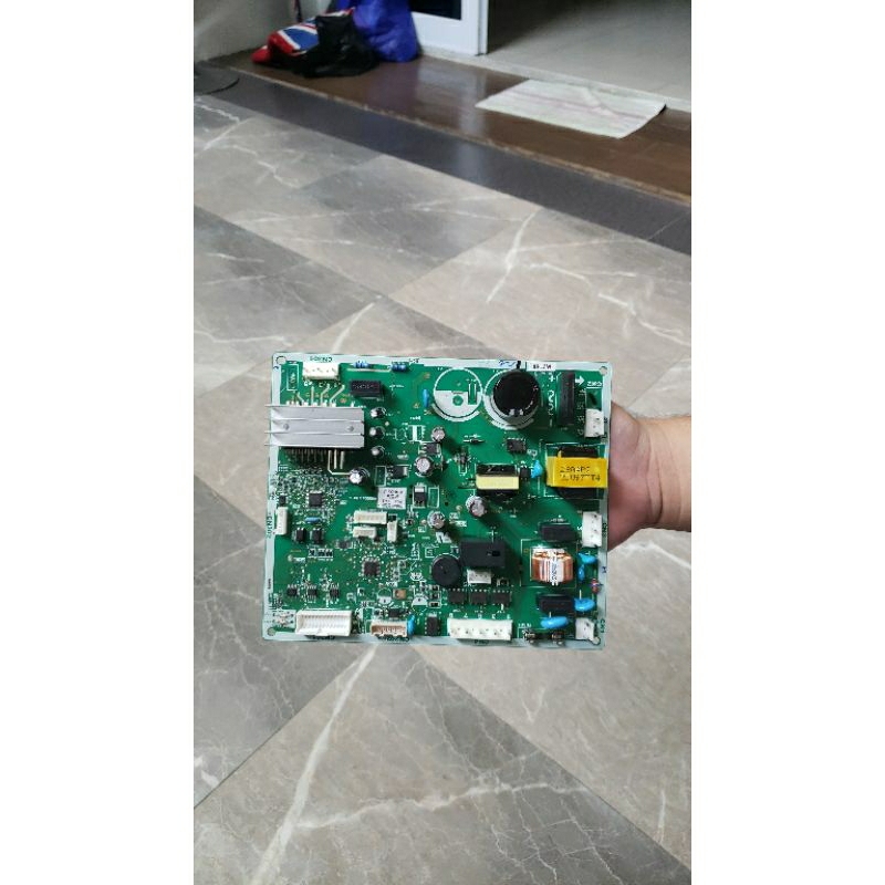 pcb/modul kulkas hitachi 2 pintu