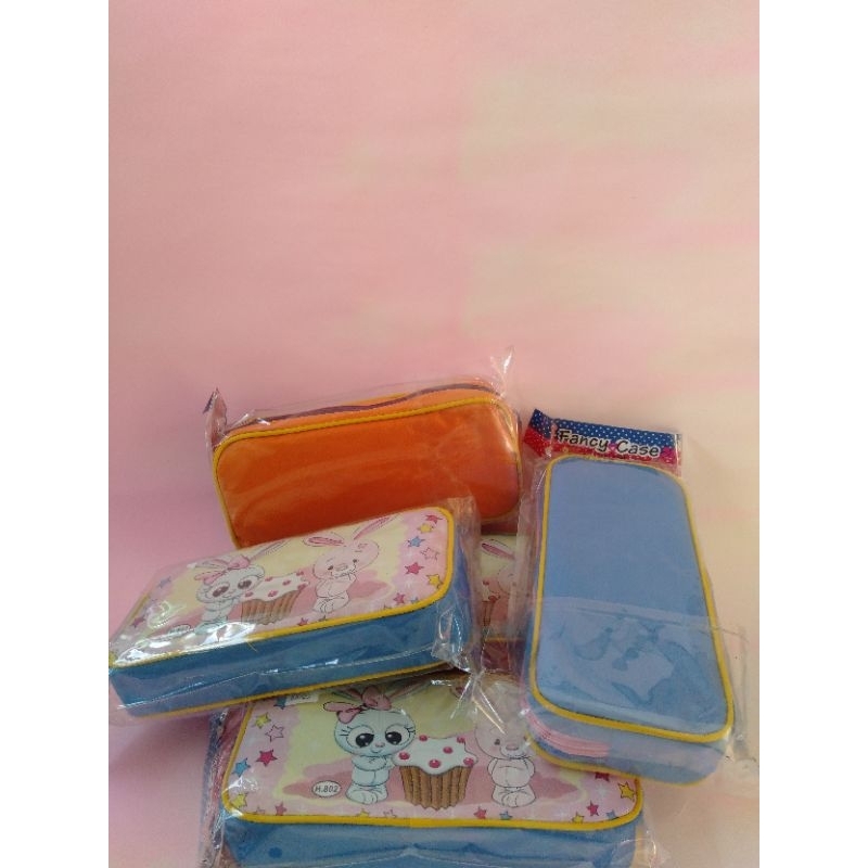 

Tempat Pencil/Pencil Case Rabbit