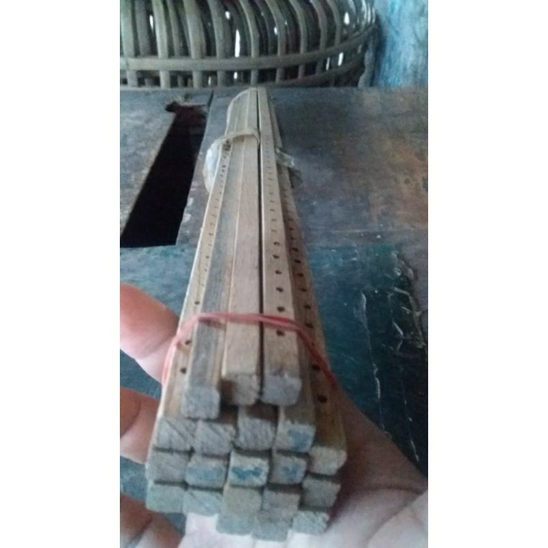 Dowel/Sabuk Jeruji Sangkar Model Kotak Diameter 8mm Panjang 45cm. Full Jati Halusan.
