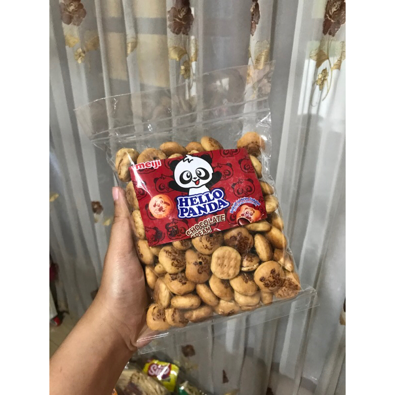 

HELLO PANDA 250gr repack jajan surabaya