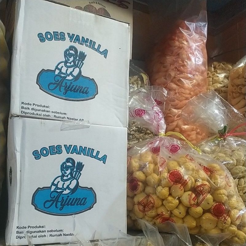

Soes Arjuna 1 dus isi 2kg coklat/vanilla
