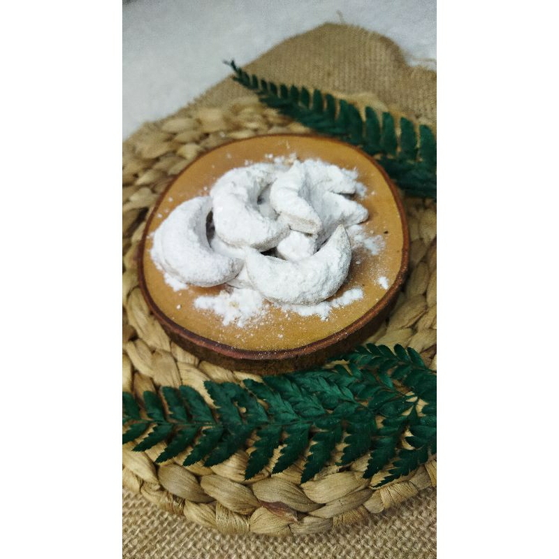 

PUTRI SALJU KEJU/KUE HARI RAYA