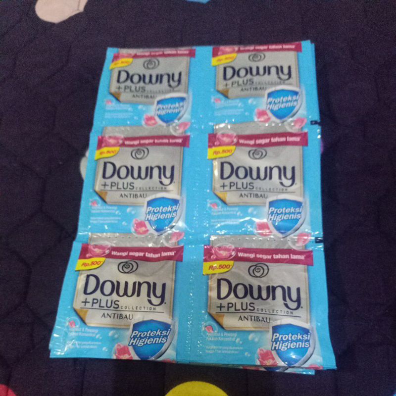 downy anti bau 500 an isi 24 sachet