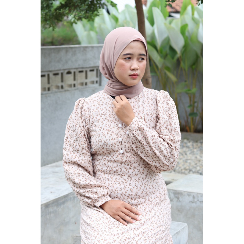 adeline dress by elslook (READY STOK) dress korea vintage crinkel shakila fit body dauna busui friendly gaun korea daphne dress series