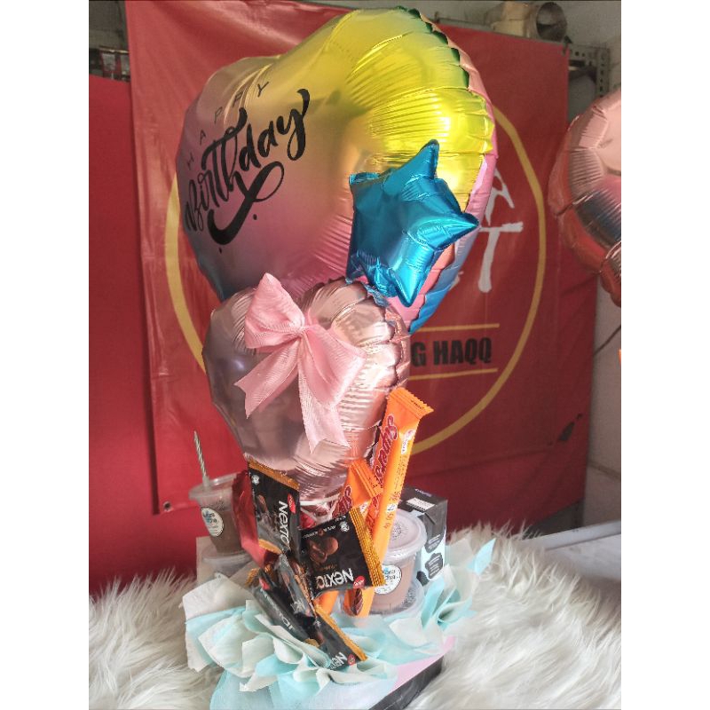 

Birthday Hampers - Snacks & Pudding