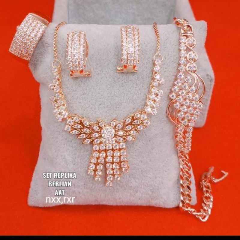 set kalung replika berlian mewah dan elegan persis sperti asli