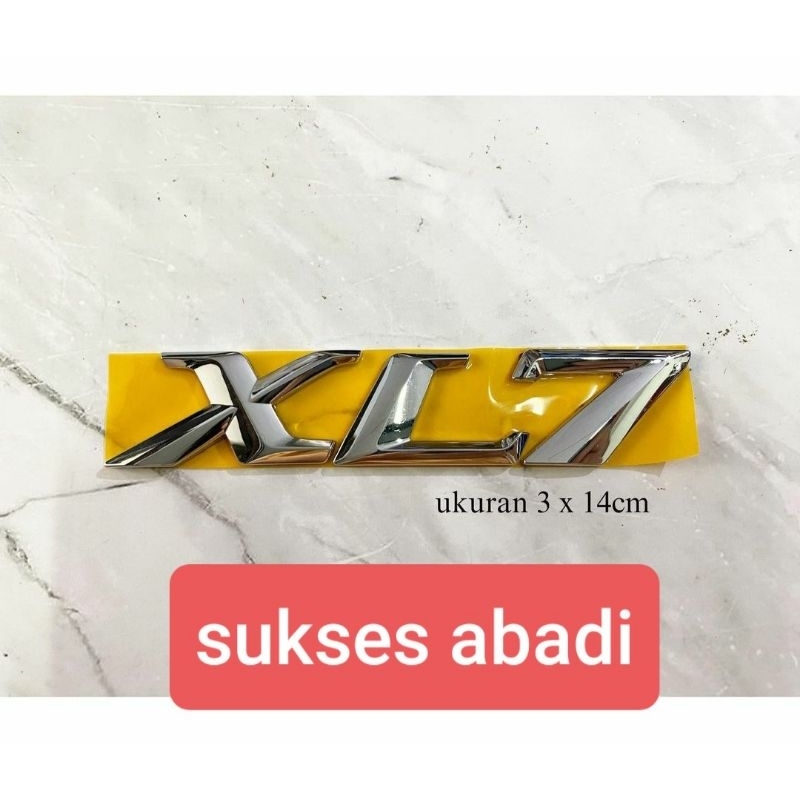 logo emblem suzuki XL7