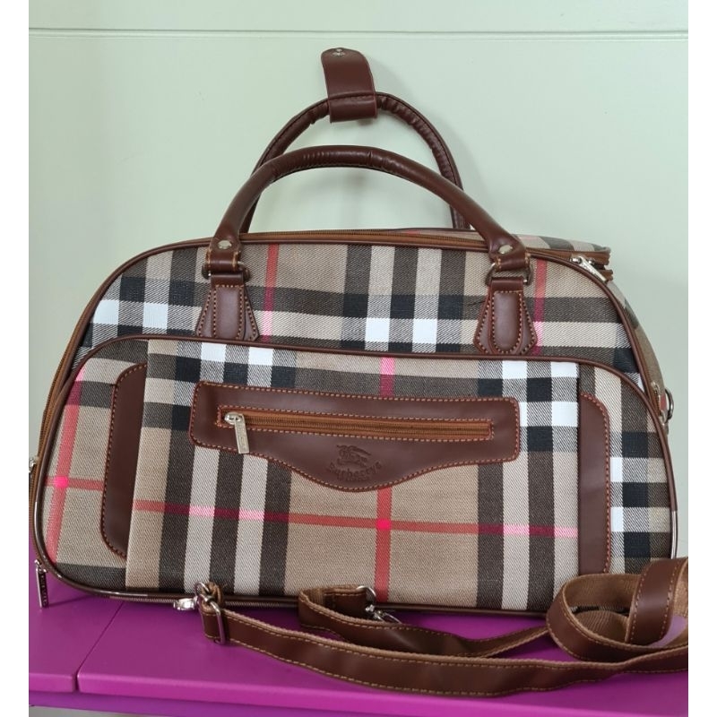 Burberry BB travel bag tas minggat Like New