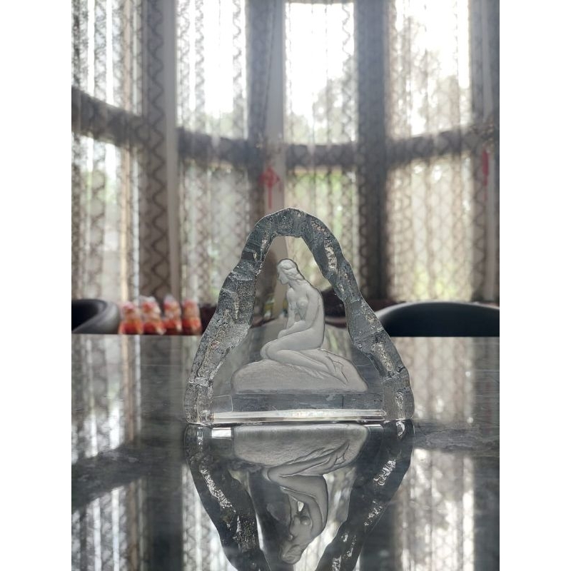 

Vintage Nybro Crystal Block Paperweight/Penahan Kertas