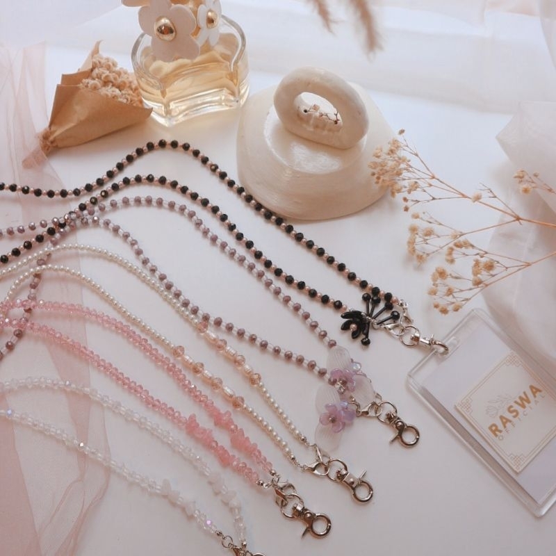 

LANYARD MULTIFUNGSI CRYSTAL MANIK • ID CARD KANTOR • TEMPAT KARTU • NAME TAG