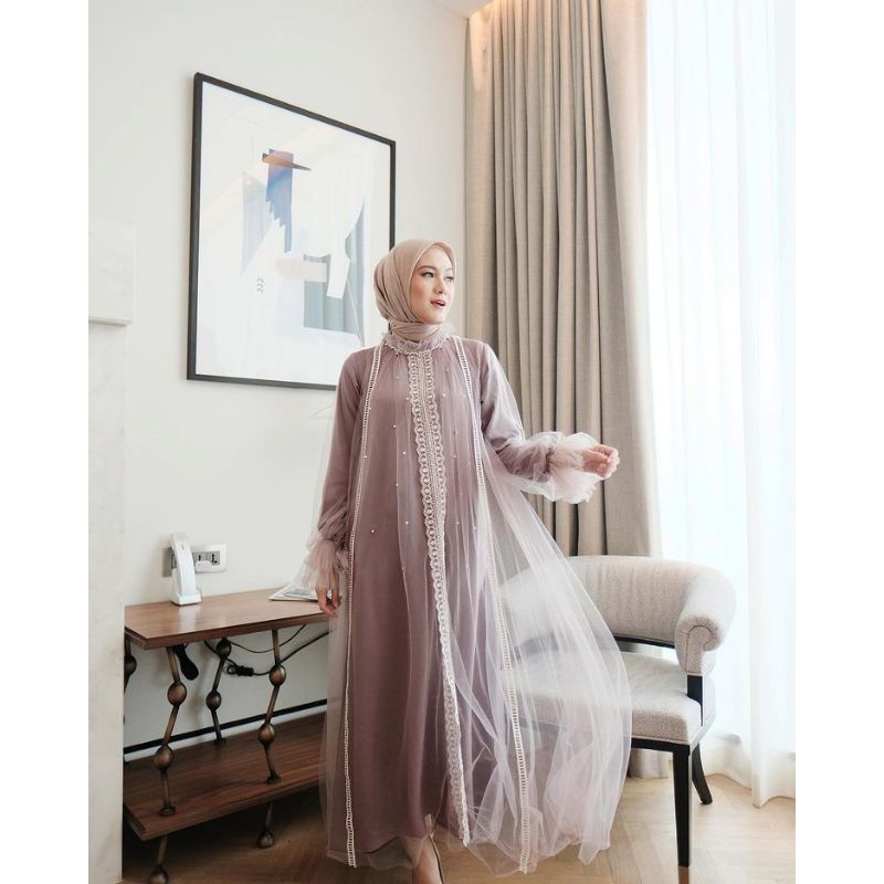 Signature Raya dress DOVE SIZE S by Vanilla hijab