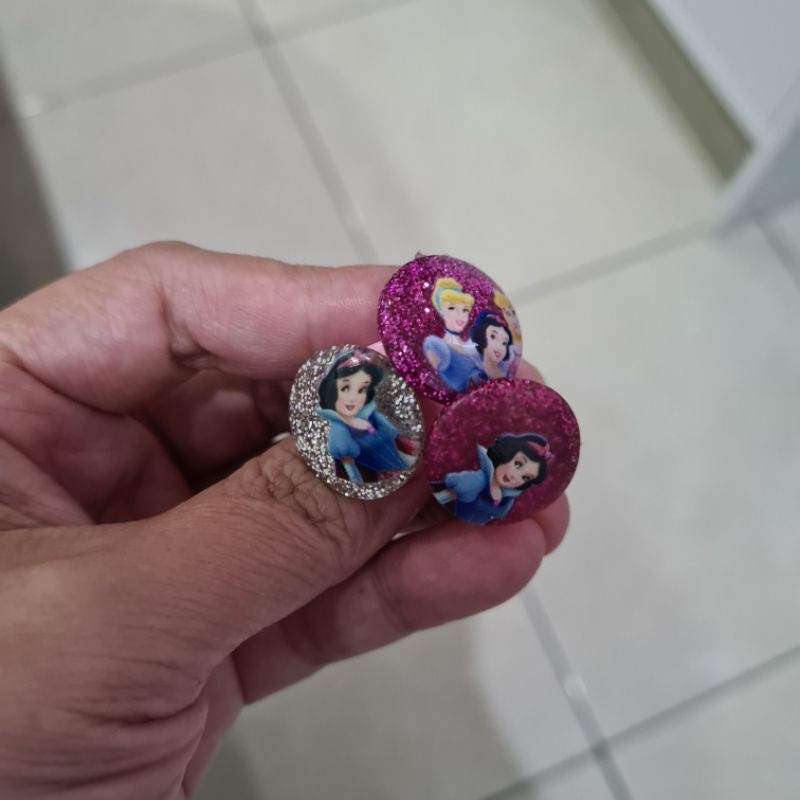 Cincin Anak Perempuan