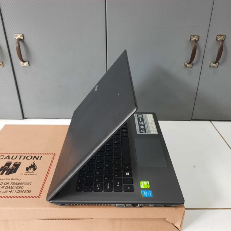 Laptop Acer Aspire E5-473G Cor i3-500UU Doble vga Nvdia Geforce 920MX 2GB Ram 4GB HDD 500GB Gaming