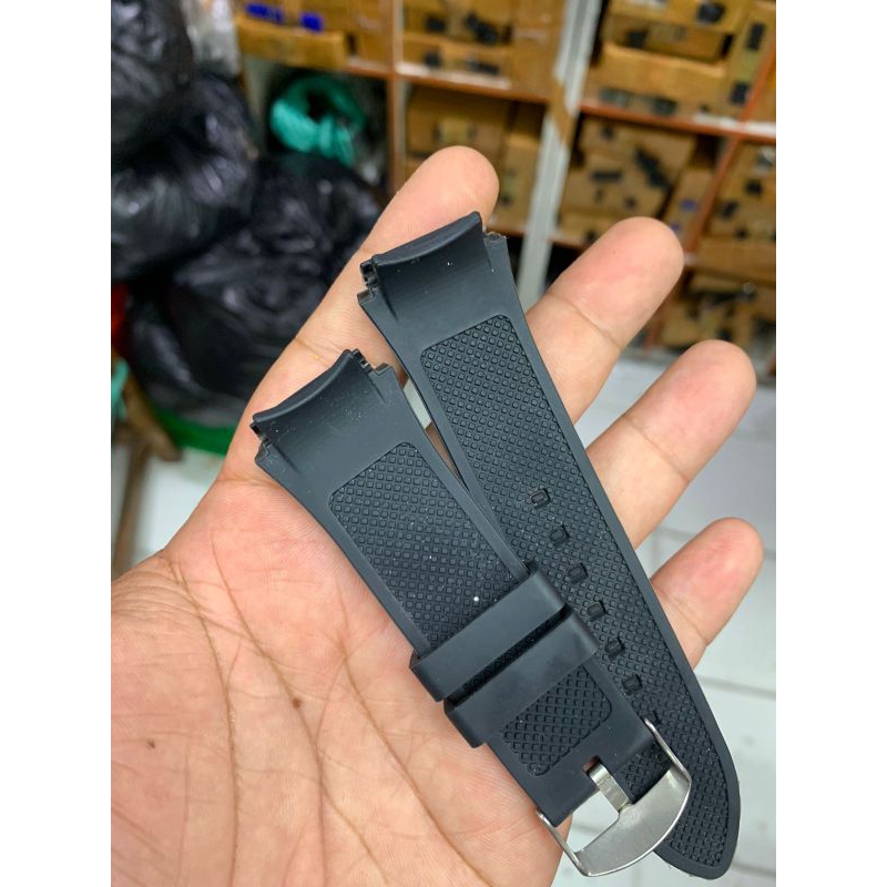 Strap Tali jam tangan Guess rubber hitam Size 22mm buckle