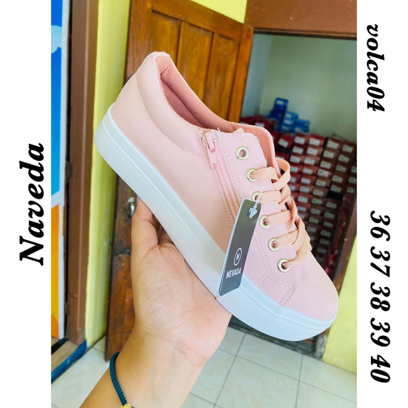 sepatu cwe pink putih