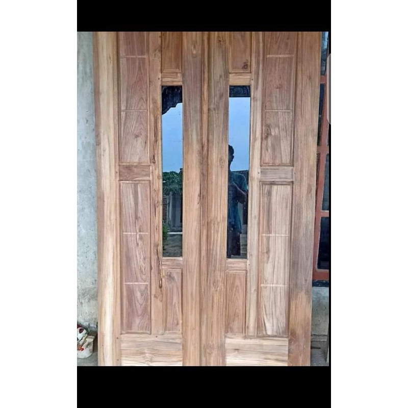 pintu kupu tarung jati