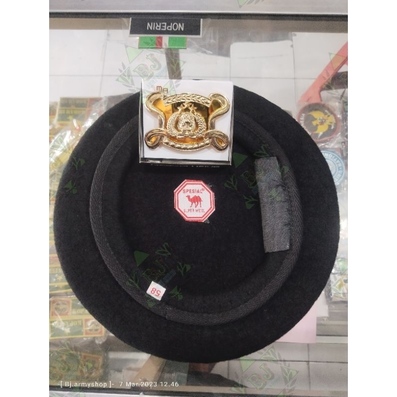 Baret hitam camel merah + emblem sabhara polri