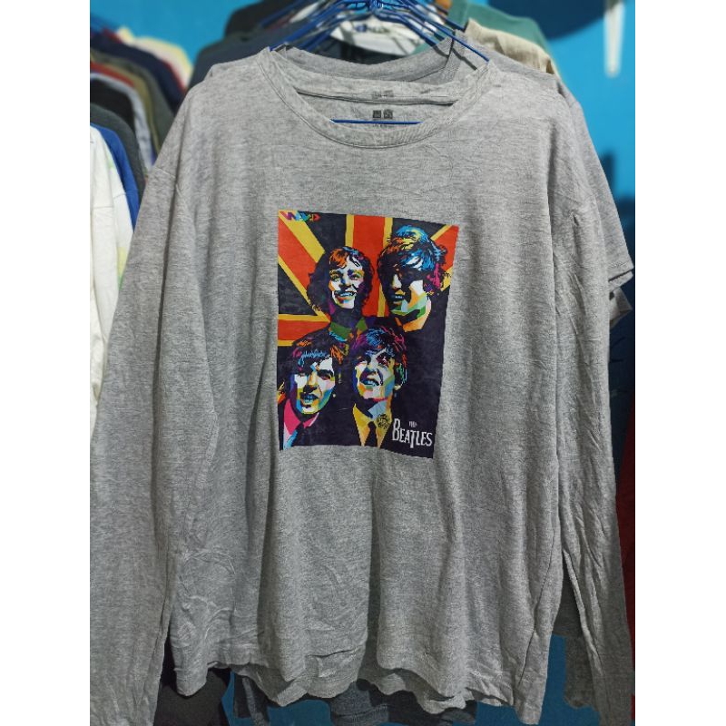 kaos panjang uniqlo the Beatles