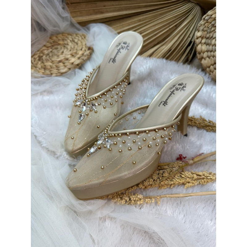 sepatu Yohanda wedding wanita gold 9cm lancip